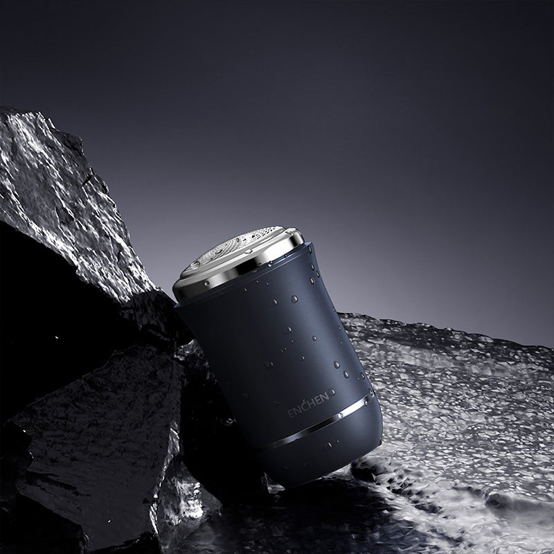 Traveller Mini shaver
